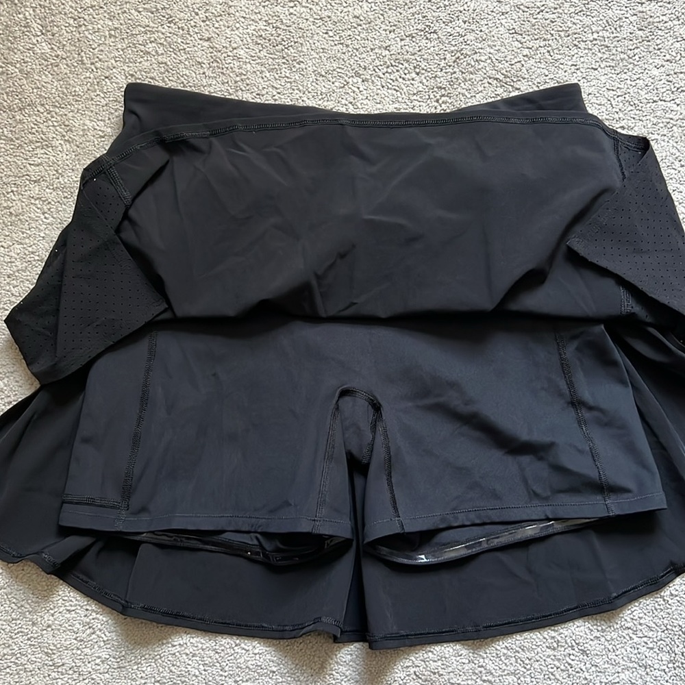Spanx Black Get Moving Skort Size Large - image 5